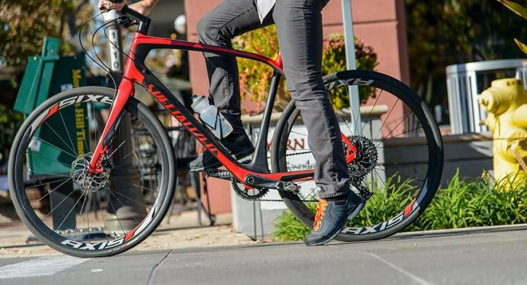 Improve your commute with a hybrid bike