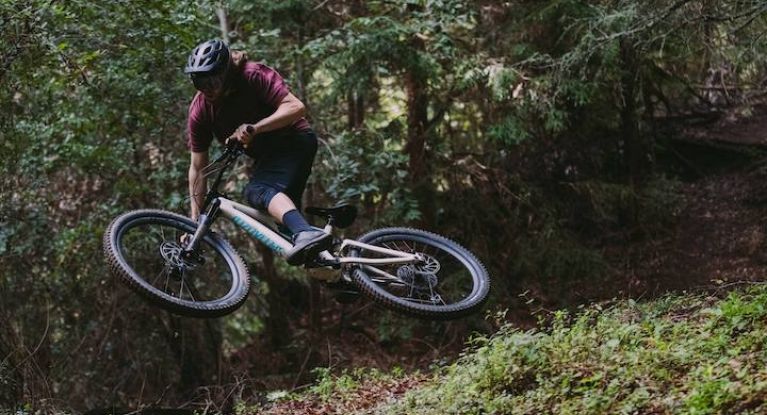 Shred with a Stumpjumper this spring